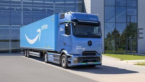 22674 majorcontractformercedesbenztrucksamazondeliversorderofmorethan140eactros600fortheuk